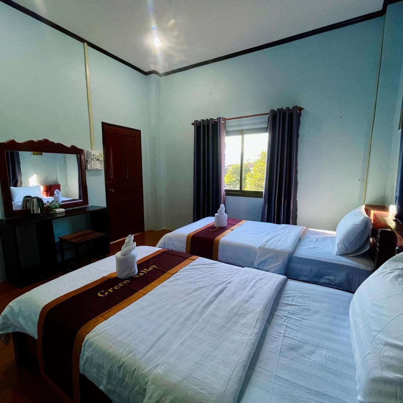 Smile Guesthouse Vangvieng Vang Vieng Buitenkant foto