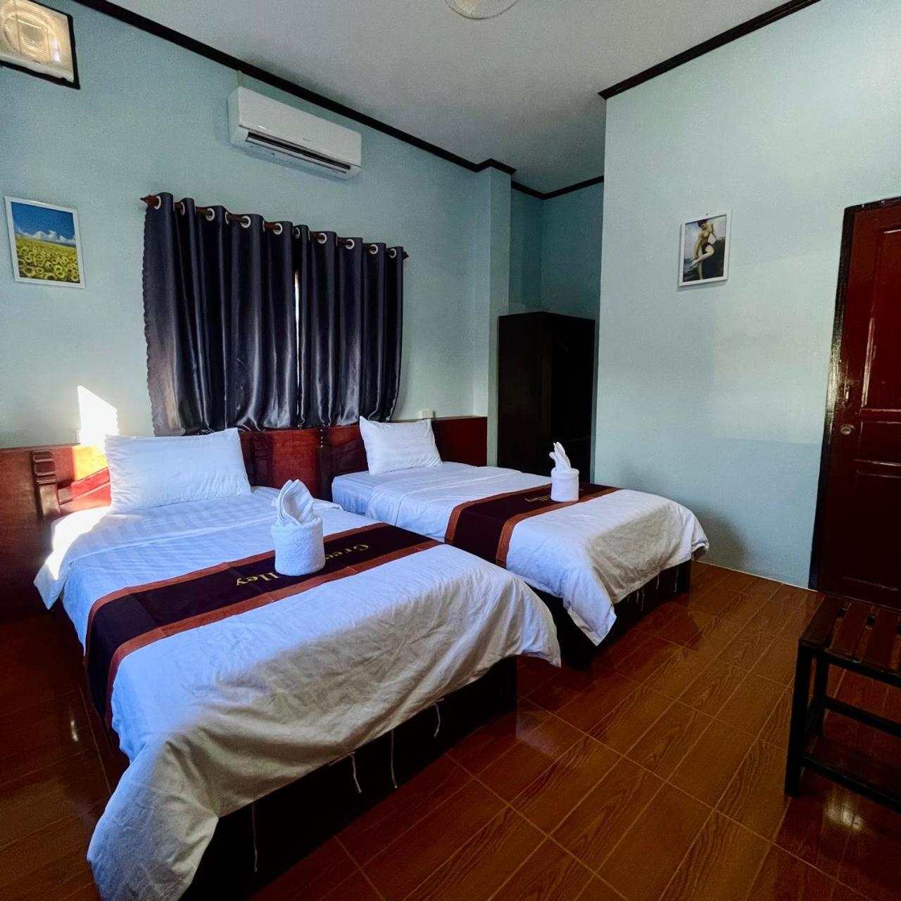 Smile Guesthouse Vangvieng Vang Vieng Buitenkant foto