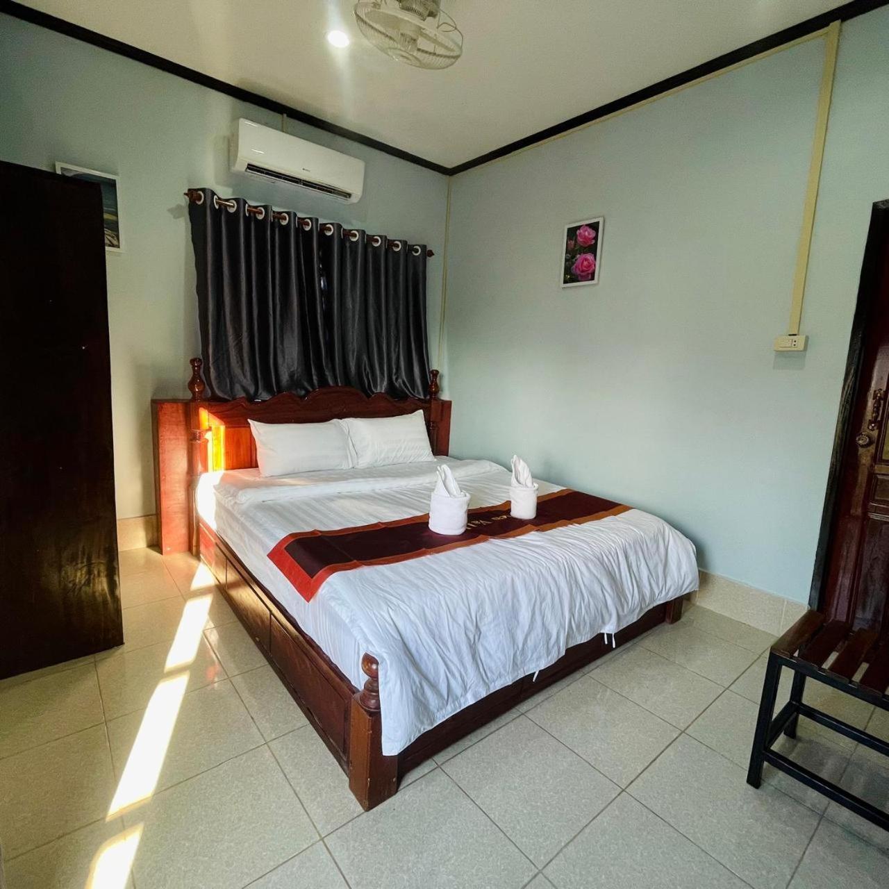Smile Guesthouse Vangvieng Vang Vieng Buitenkant foto