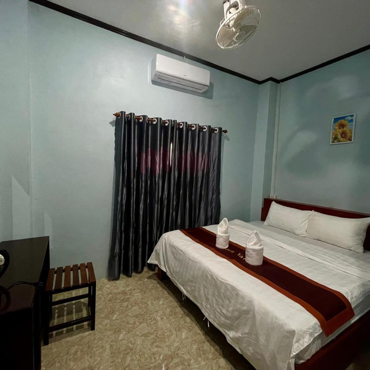 Smile Guesthouse Vangvieng Vang Vieng Buitenkant foto