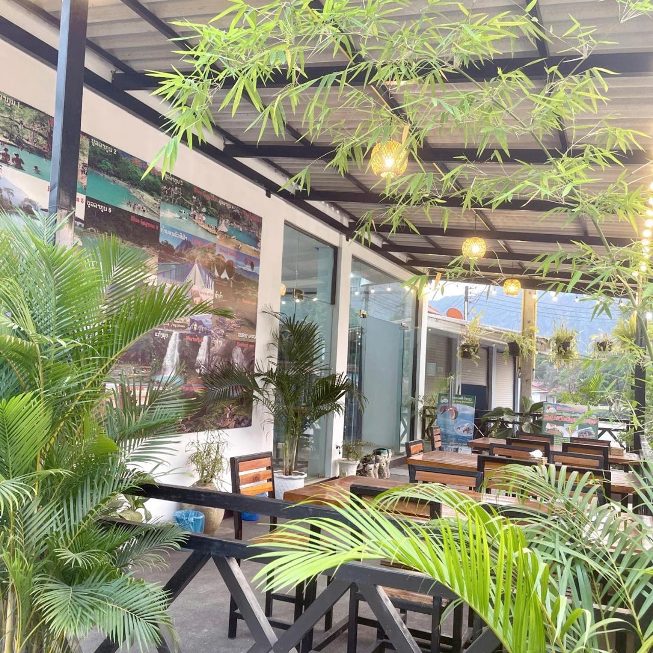 Smile Guesthouse Vangvieng Vang Vieng Buitenkant foto