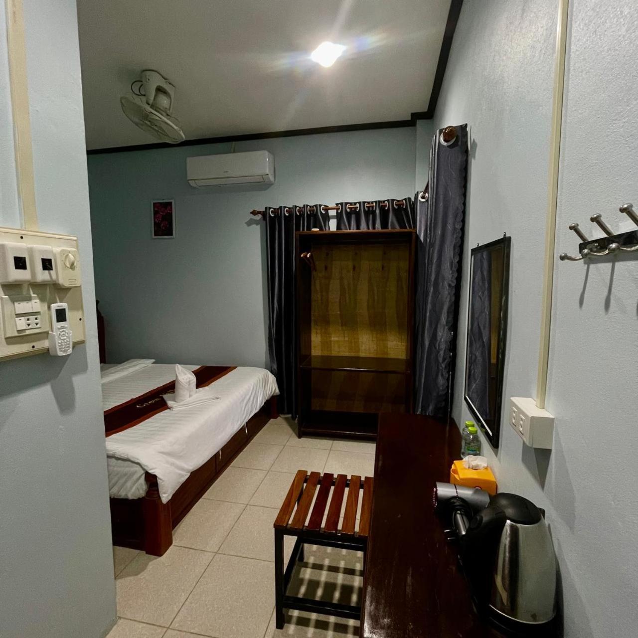 Smile Guesthouse Vangvieng Vang Vieng Buitenkant foto